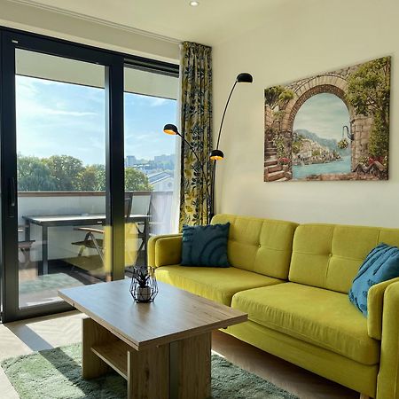 Luxury City Retreat With Terrace Koszyce Zewnętrze zdjęcie