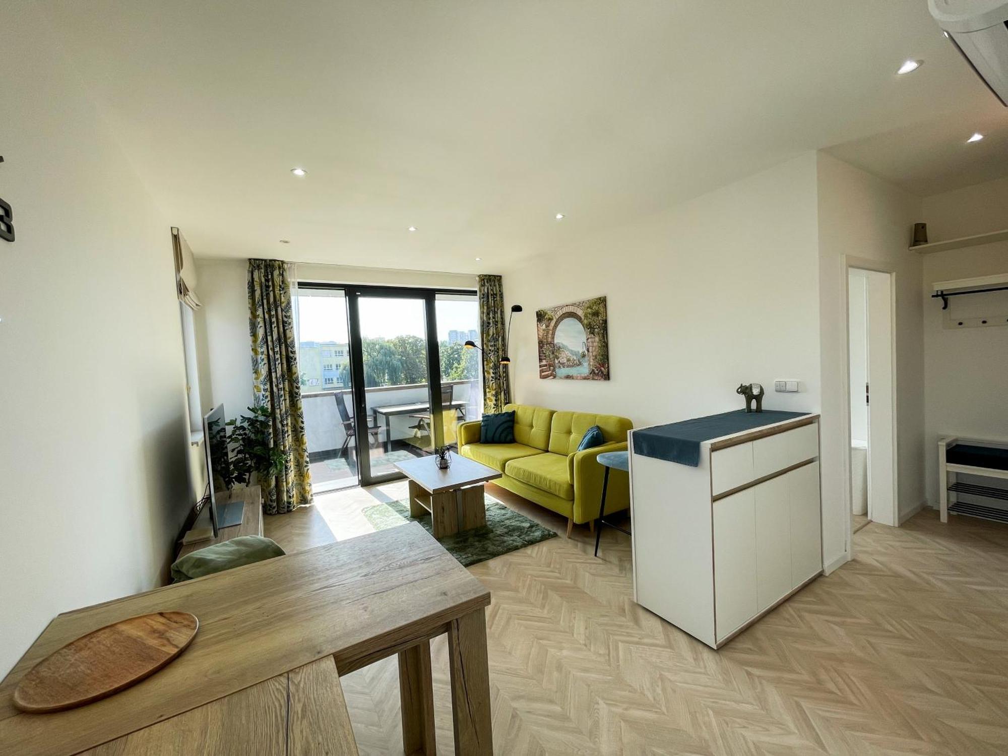 Luxury City Retreat With Terrace Koszyce Zewnętrze zdjęcie